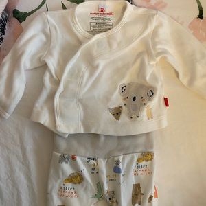 Magnetic me baby clothes set